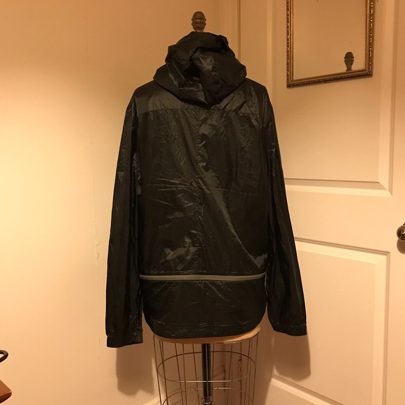 Rain jacket - Picture 2 of 3